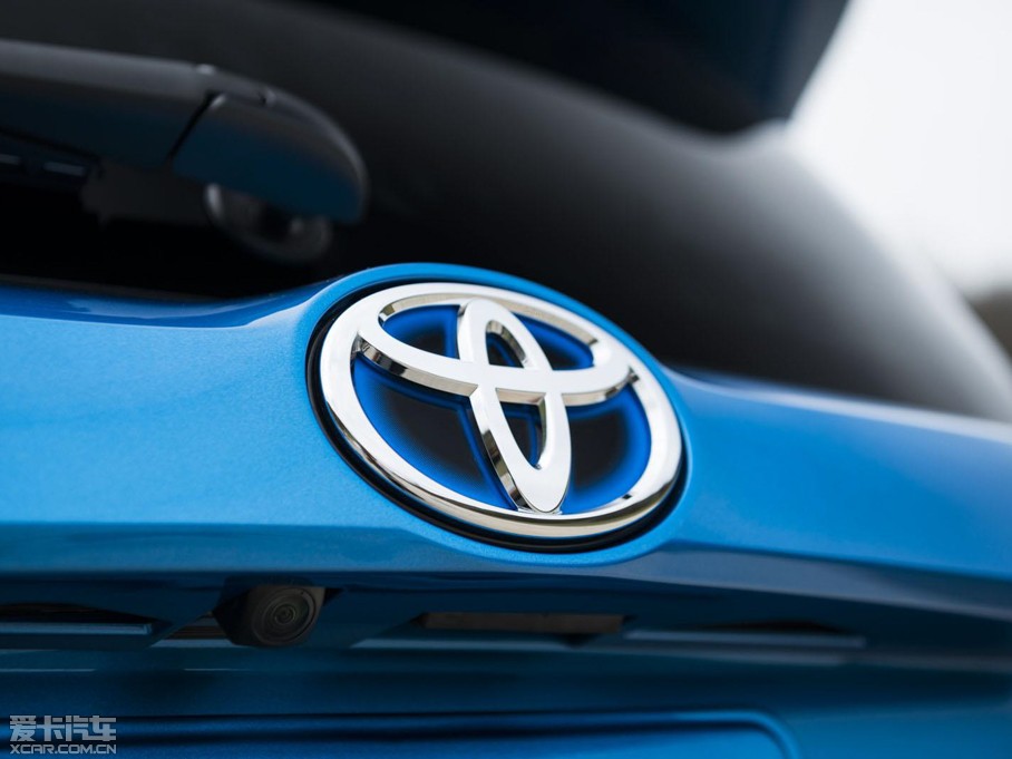 2015���S��RAV4(����) Hybrid