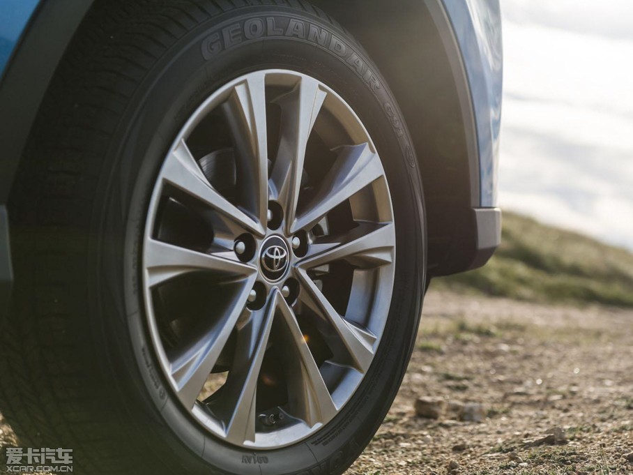 2015���S��RAV4(����) Hybrid