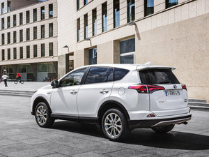 2015款Hybrid 整体外观
