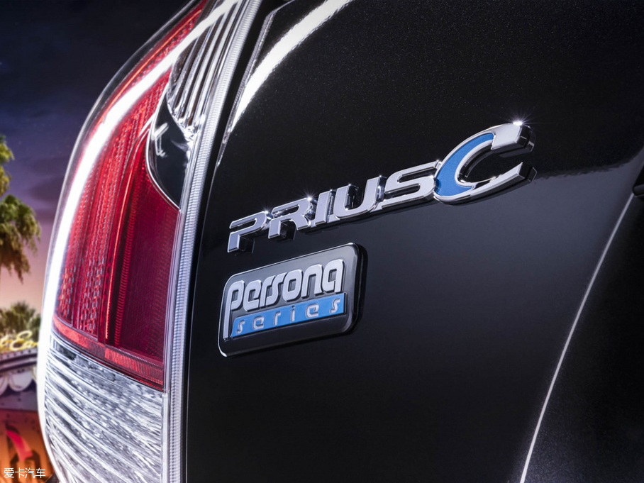 2016J˹() C Persona Series