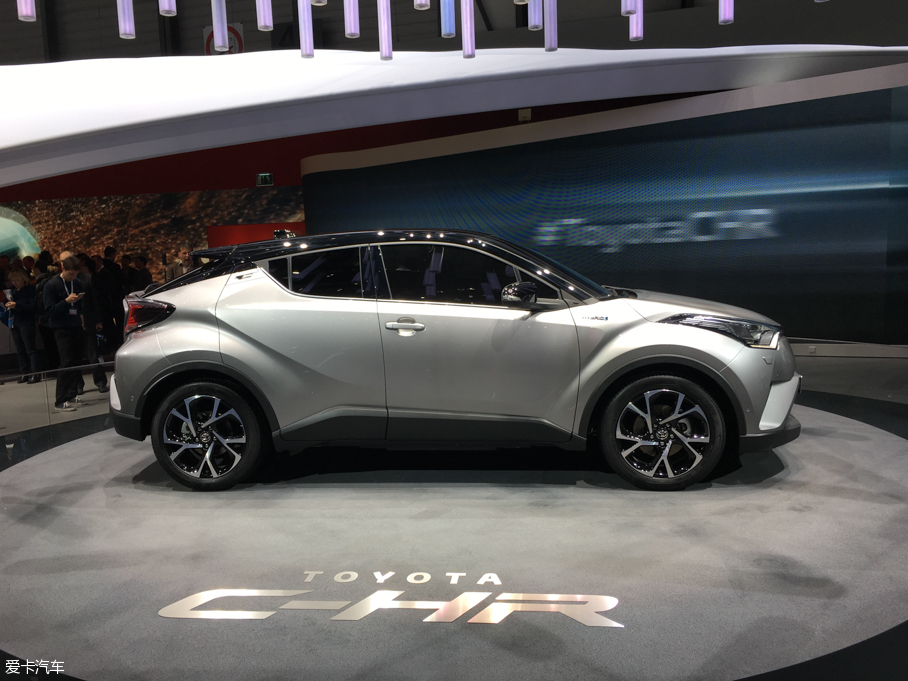 2016SC-HR() crossover