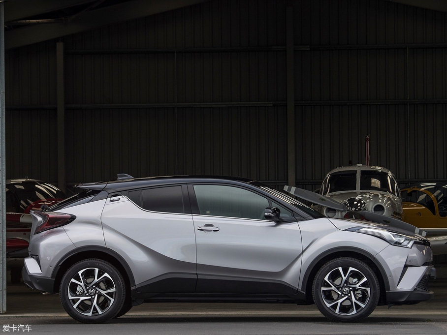 2016SC-HR() crossover