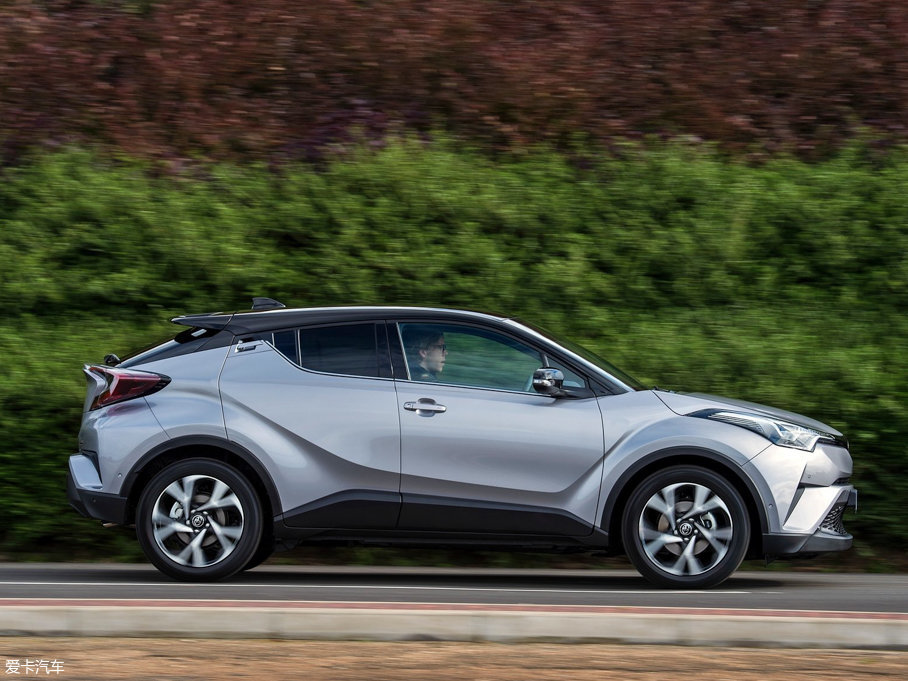 2016SC-HR() crossover