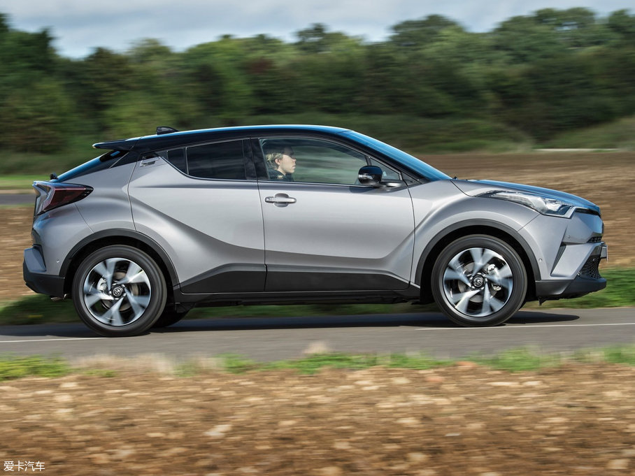 2016SC-HR() crossover