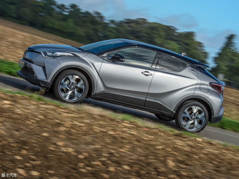 2016SC-HR() crossover