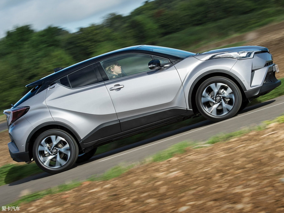 2016SC-HR() crossover