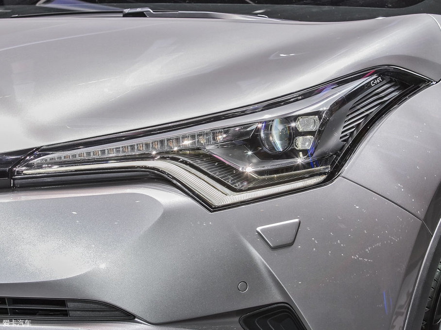 2016SC-HR() crossover