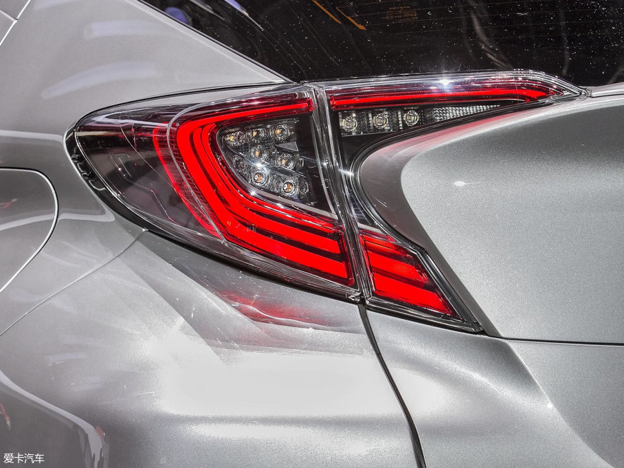 2016SC-HR() crossover