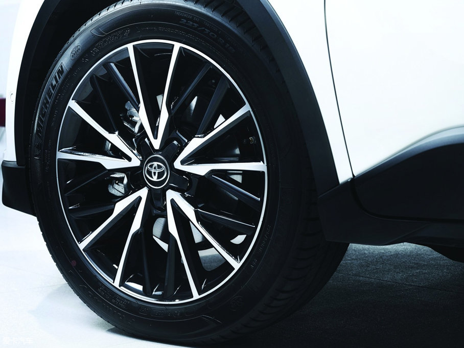 2016SC-HR() crossover