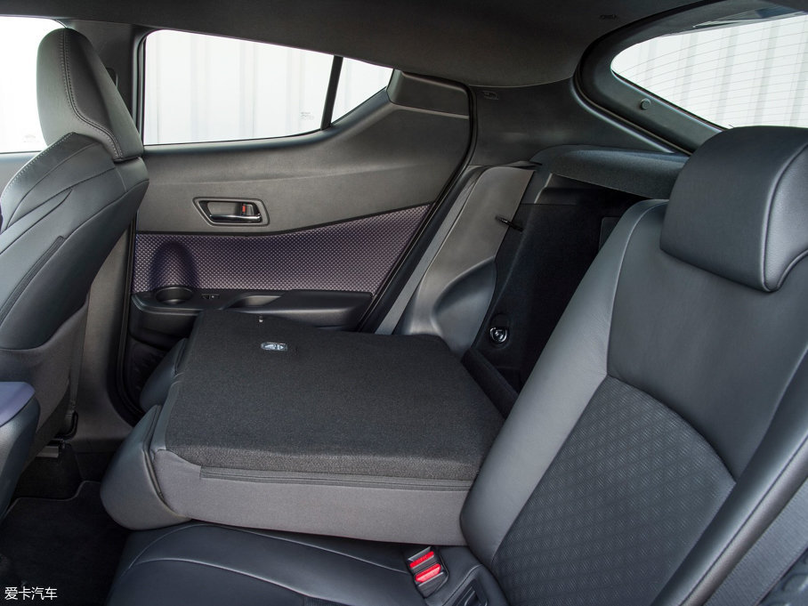 2016SC-HR() crossover