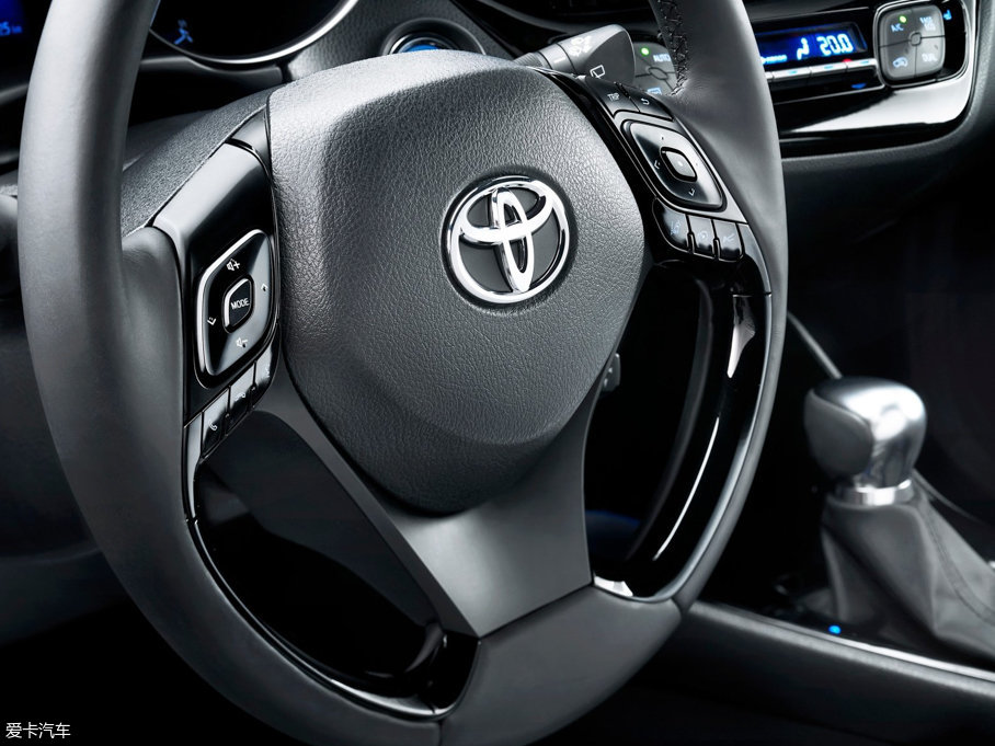 2016SC-HR() crossover