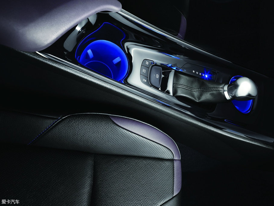 2016SC-HR() crossover