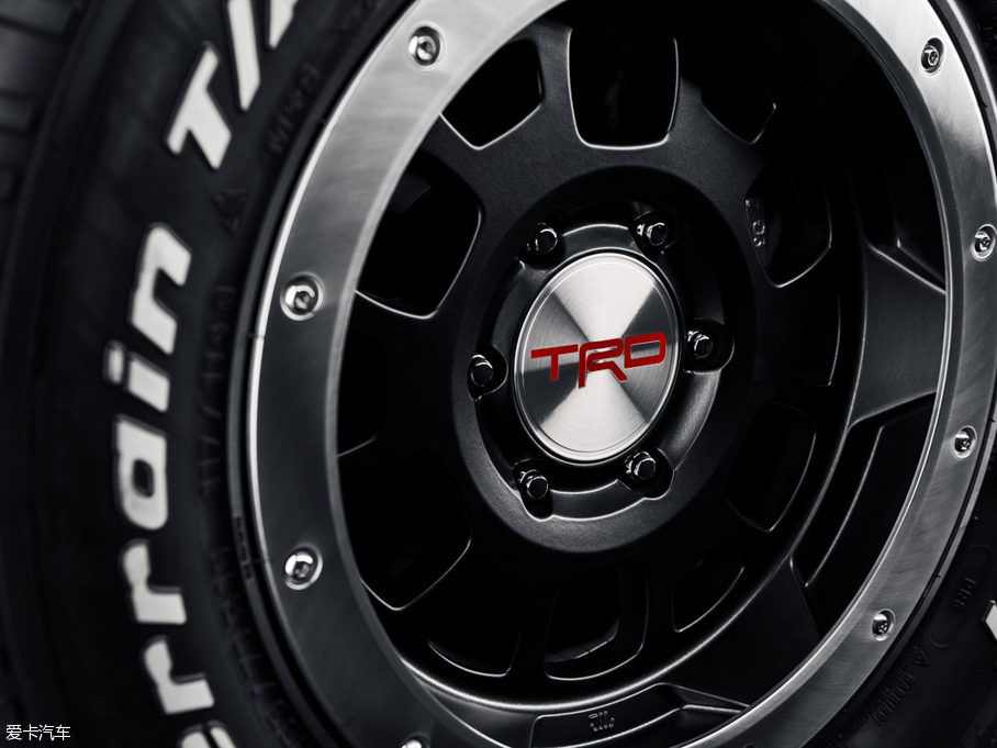 2016���S��Tacoma �؄e��