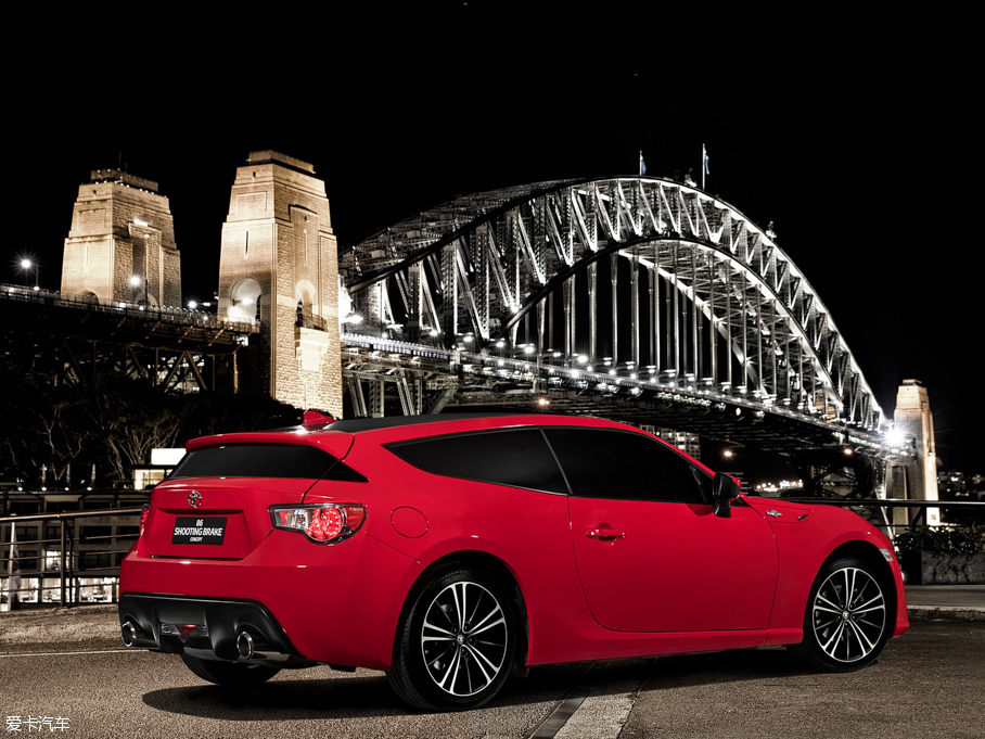 2016S86 Shooting BrakeCb