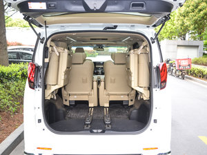 2018款3.5L 尊贵版 空间座椅