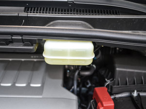 2018款3.5L 尊贵版 其它