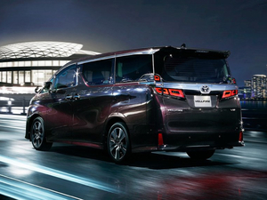 2018款Vellfire 整体外观