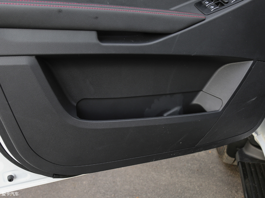 2018E5 E5 2.8T ք򌾫Ӣ  