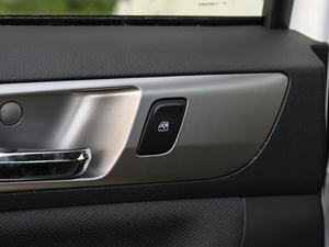 2018Sϵ 2.8T ԄӲ(q) g