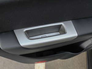 2018Sϵ 2.8T Ԅ(dng)(q) g