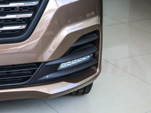 2020�����;����܇ 2.4L ���\���L�Sƽ� 6�� �������^