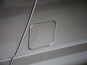 2020�����;����܇ 2.4L ���\���L�Sƽ� 6�� �������^