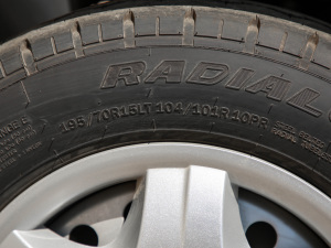 20202.4L \S픎؛ 2 VI (ji)^