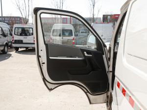 20202.4L \S픎؛ 2 VI g