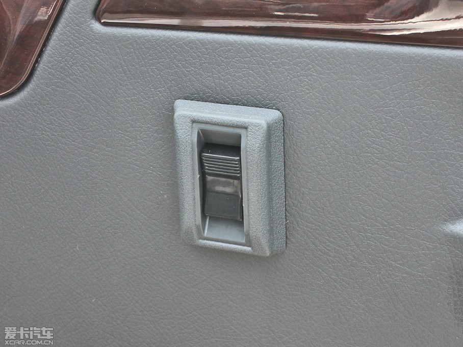 2012L(fng) 2.2L ͶSm