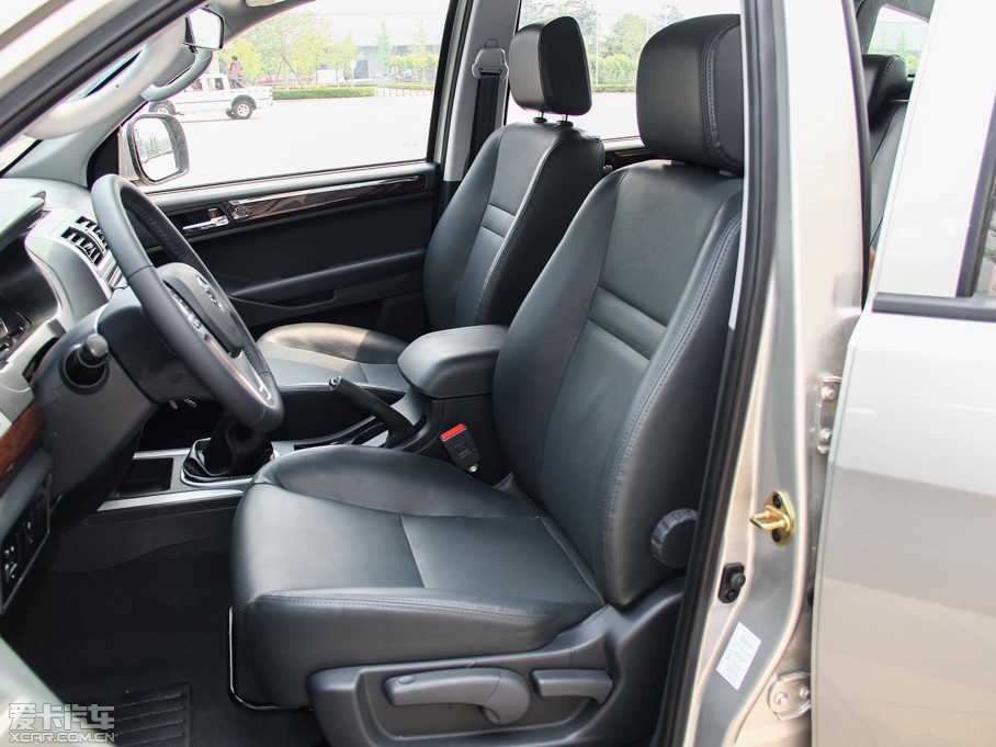 2014E5 Sϵ 2.8T 򌳬A