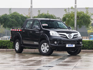 2014款E5 2.8T 精英版4JB1 整体外观