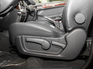 2014款E5 2.8T 精英版4JB1 主驾驶座椅调节