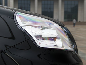2014款E5 2.8T 精英版4JB1 细节外观