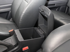 2014E5 2.8T Ӣ4JB1 g