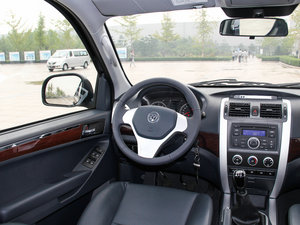 2014款E5 2.8T 精英版4JB1 空间座椅