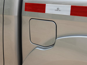 2014Sϵ 2.8T 򌳬A ^