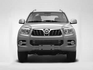2015款2.8T 四驱七座尊享版 柴油 整体外观