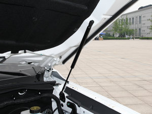 2015款2.8T 四驱五座尊享版 柴油 其它