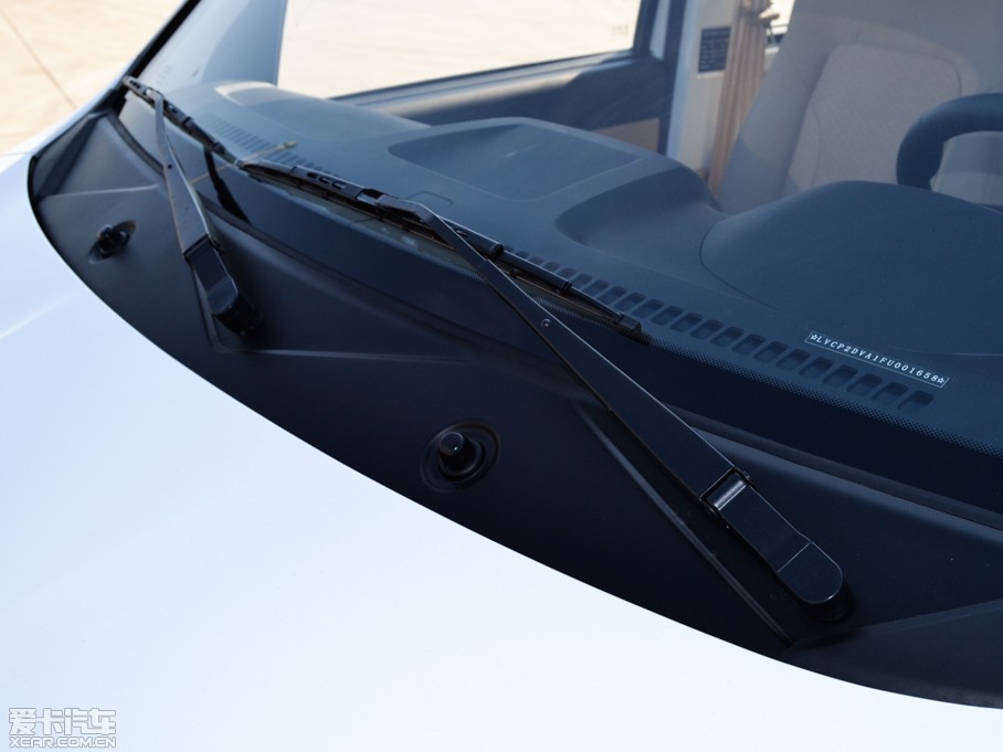 2015LV3 1.0L ˜LJ465Q