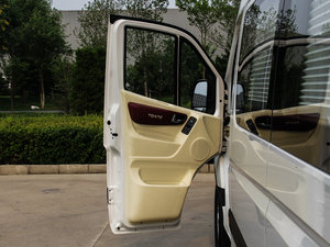 20152.8T LS̄հ {λ܇T