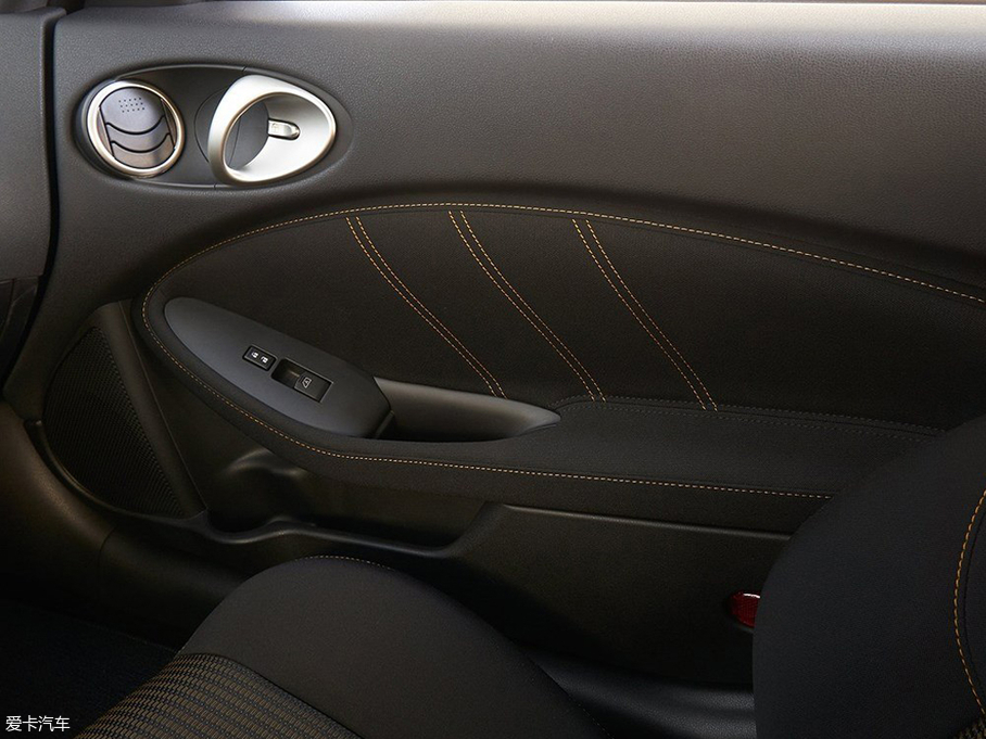 2019ծa370Z Heritage Edition