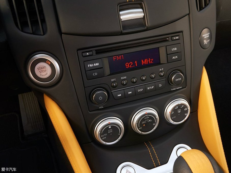 2019ծa370Z Heritage Edition