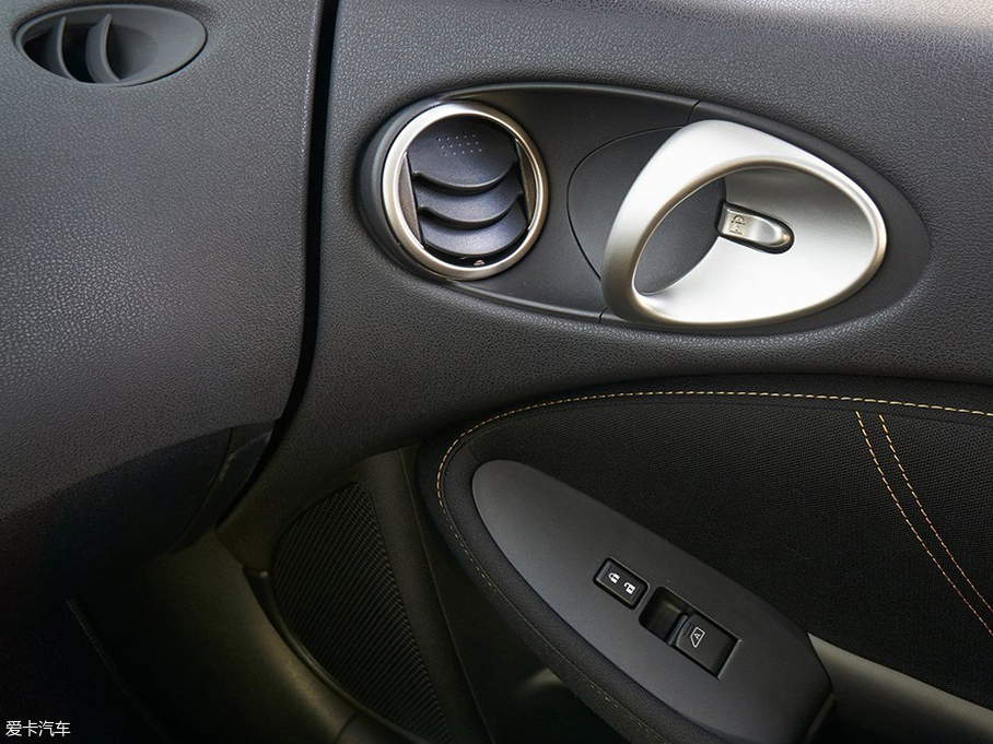 2019ծa370Z Heritage Edition