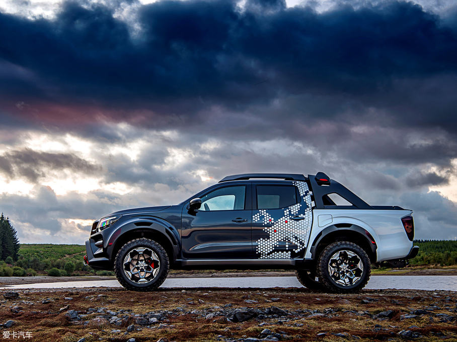 2018Navara() Dark Sky