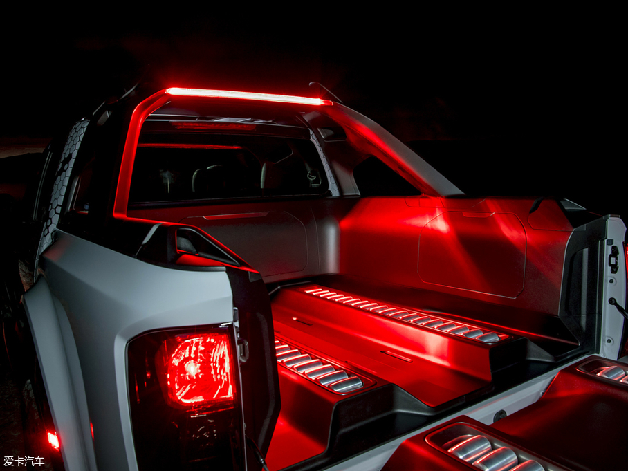 2018Navara() Dark Sky