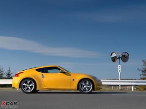 2009ծa370Z w^