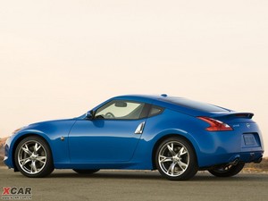 2009ծa370Z w^