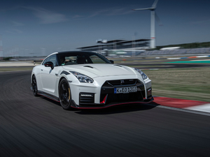 2020 NISMO w^