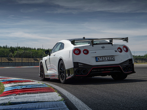 2020 NISMO w^