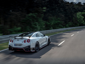 2020 NISMO w^